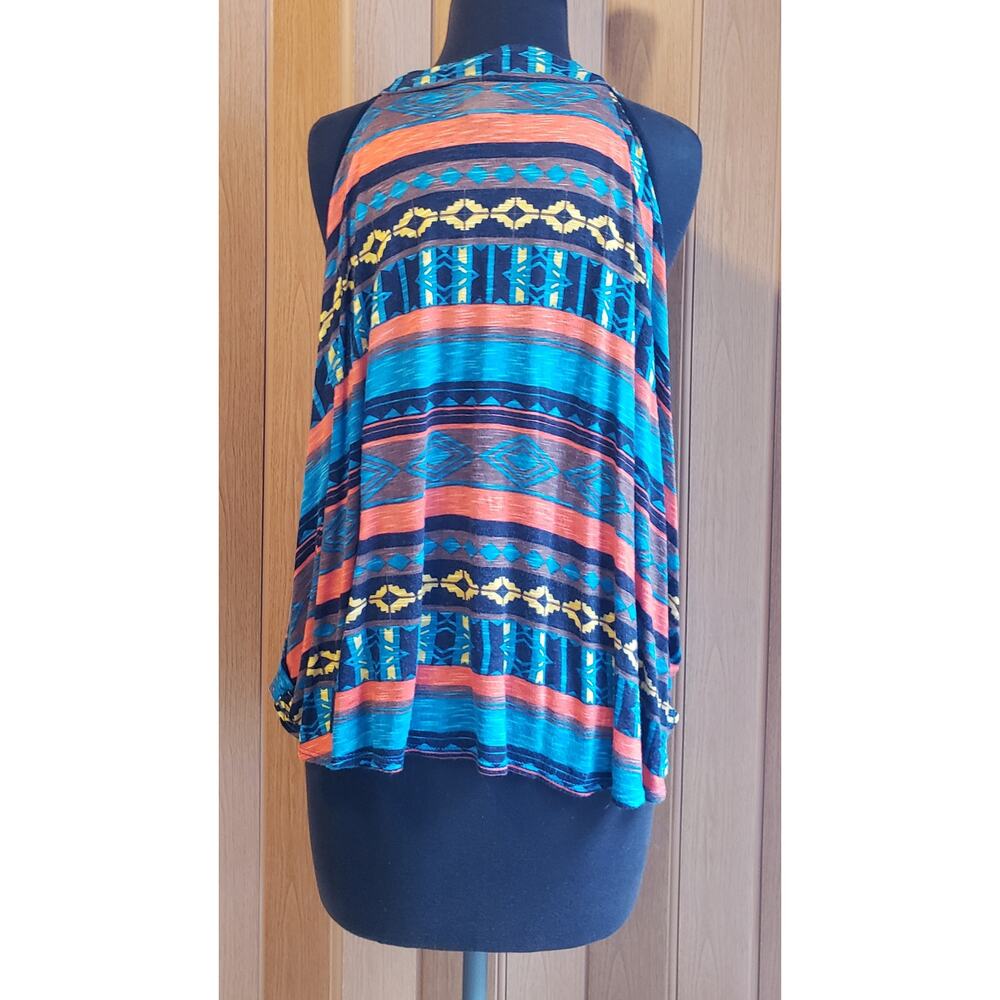 Daytrip size medium blue & red knit tank top - Picture 4 of 5